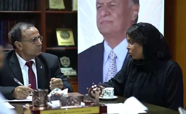 فيديو تقرير للإعلامية الشهيرة, نادية أحمد, عقب اللقاء الذي جمعها برئيس جامعة عدن, لتأهيل طلاب الإعلام.