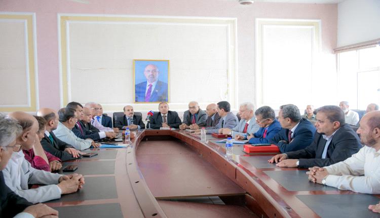 مجلس جامعة عدن يؤكد دعمه للقيادة الجنوبية ويثمّن صمود الجماهير ويشدد على دور الجامعة كصمّام أمان للوطن