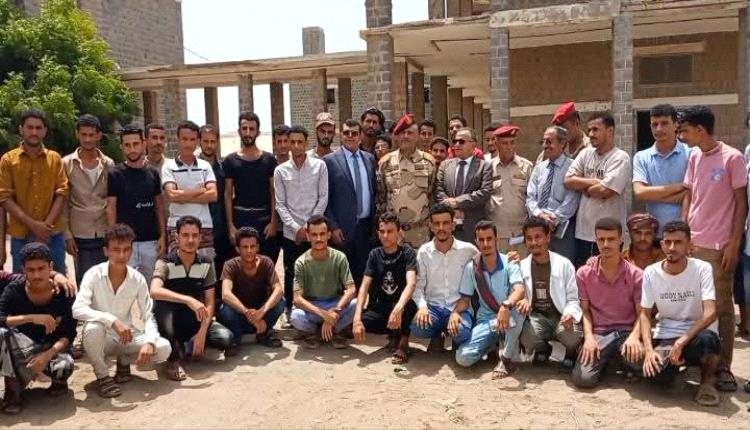 رئيس جامعة عدن يزور سكن الطلاب ويشيد بجهود العميد عبدالرحمن عسكر في دعم التعليم الجامعي