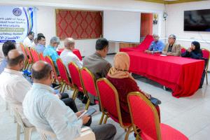 رئيس جامعة عدن يترأس اجتماعًا لعمداء الكليات ولجنة التصنيف