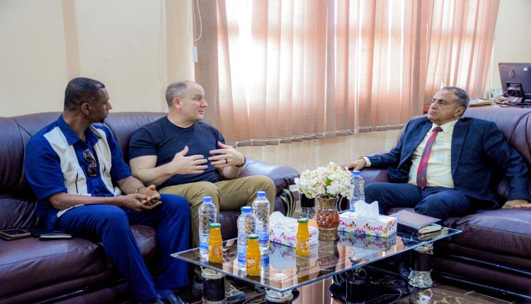 جامعة عدن تبحث سبل التعاون مع منظمة  هالريكس الأمريكية