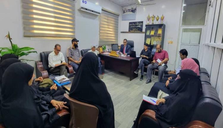 اجتماع مشترك بين مجلس كلية اللغات بجامعة عدن ولجنة الاعتماد الأكاديمي