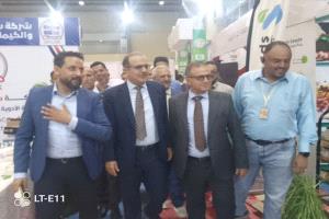 جامعة عدن ووزارة الصحة تستشرفان مستقبل الصناعات الدوائية في معرض المنتجات المحلية
