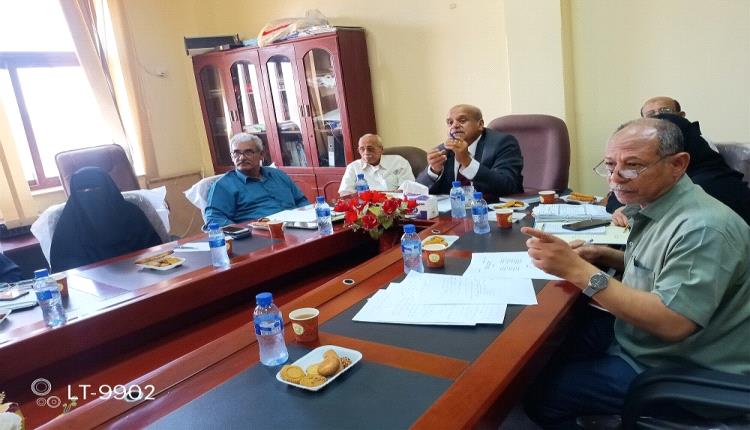 مجلس كلية الهندسة بجامعة عدن يناقش سير الامتحانات ويعزز خطط التطوير الأكاديمي