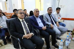 بحضور وزير التربية والتعليم.. كلية اللغات بجامعة عدن تدشن مناقشة (53) مشروعًا علميًا