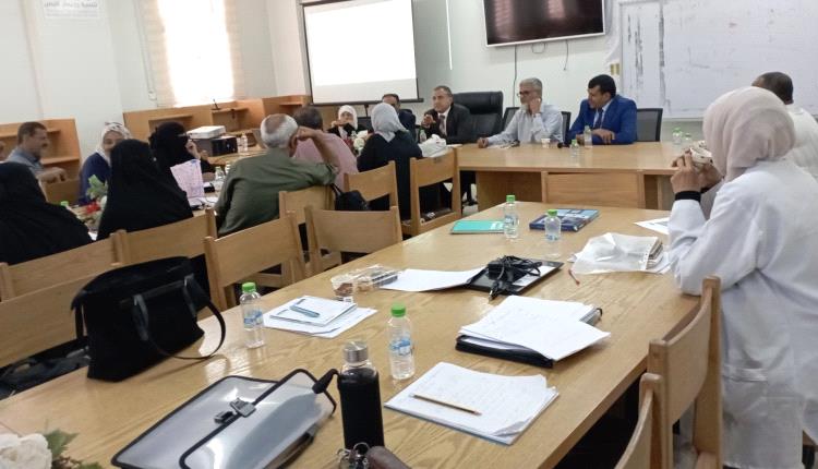 جامعة عدن تختتم أعمال المجموعة الأولى من برنامج تأهيل برامجها الأكاديمية