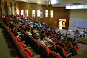 كلية الهندسة بجامعة عدن تدشّن أولى المحاضرات العلمية للجمعية الوطنية للبحث العلمي