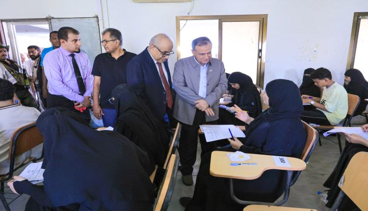 1023 طالبًا وطالبة يتنافسون على مقاعد كلية الحاسوب بجامعة عدن